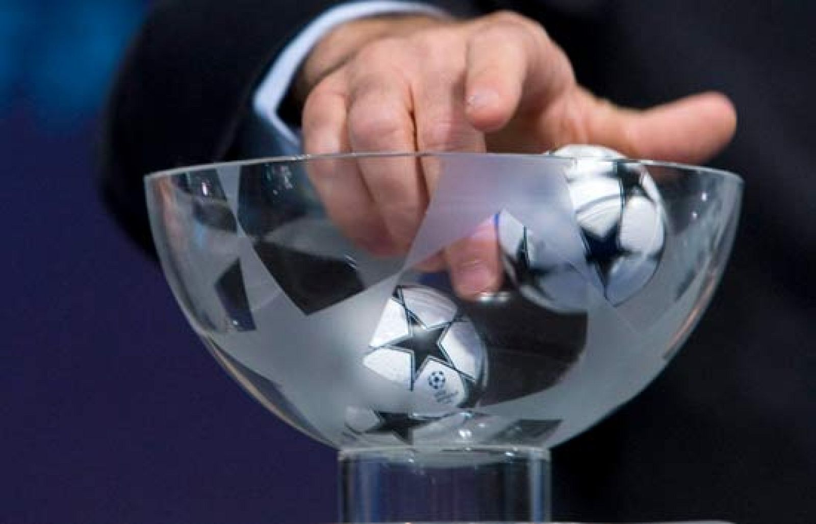 El bombo da suerte al Atlético - Champions League | Ver