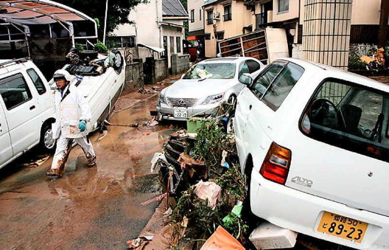 Al menos 13 muertos en Japón a causa de una tormenta tropical