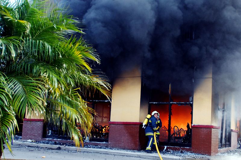 Micheletti decreta toque de queda ante nuevos disturbios violentos en Tegucigalpa