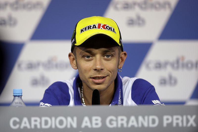 Rossi: "¿Pasarme a F1? No, gracias, tengo mucho que hacer en MotoGP"