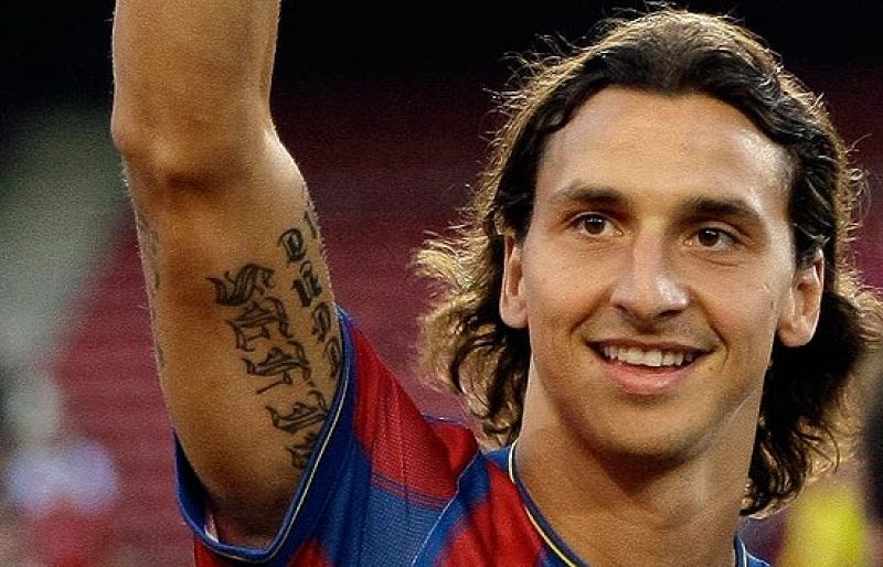 El Camp Nou expectante por ver a Ibrahimovic