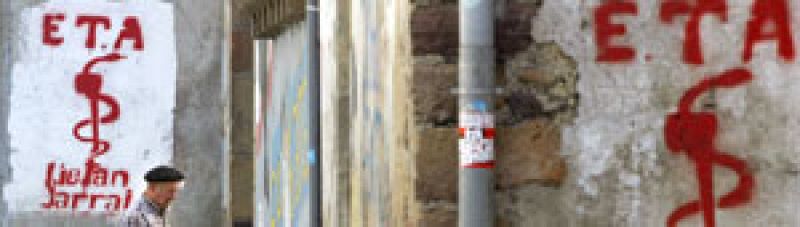 Hallan dos zulos de ETA en Francia, uno de ellos con abundante material explosivo