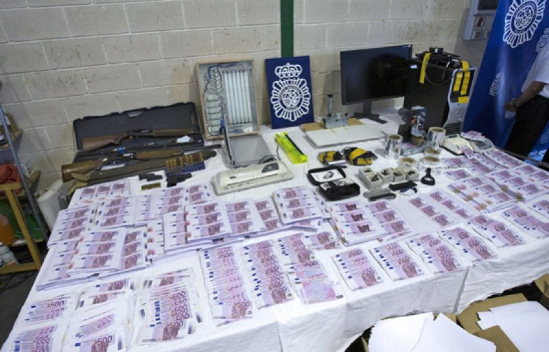 La Policía halla en Gandía ocho millones de euros falsos en billetes de 500