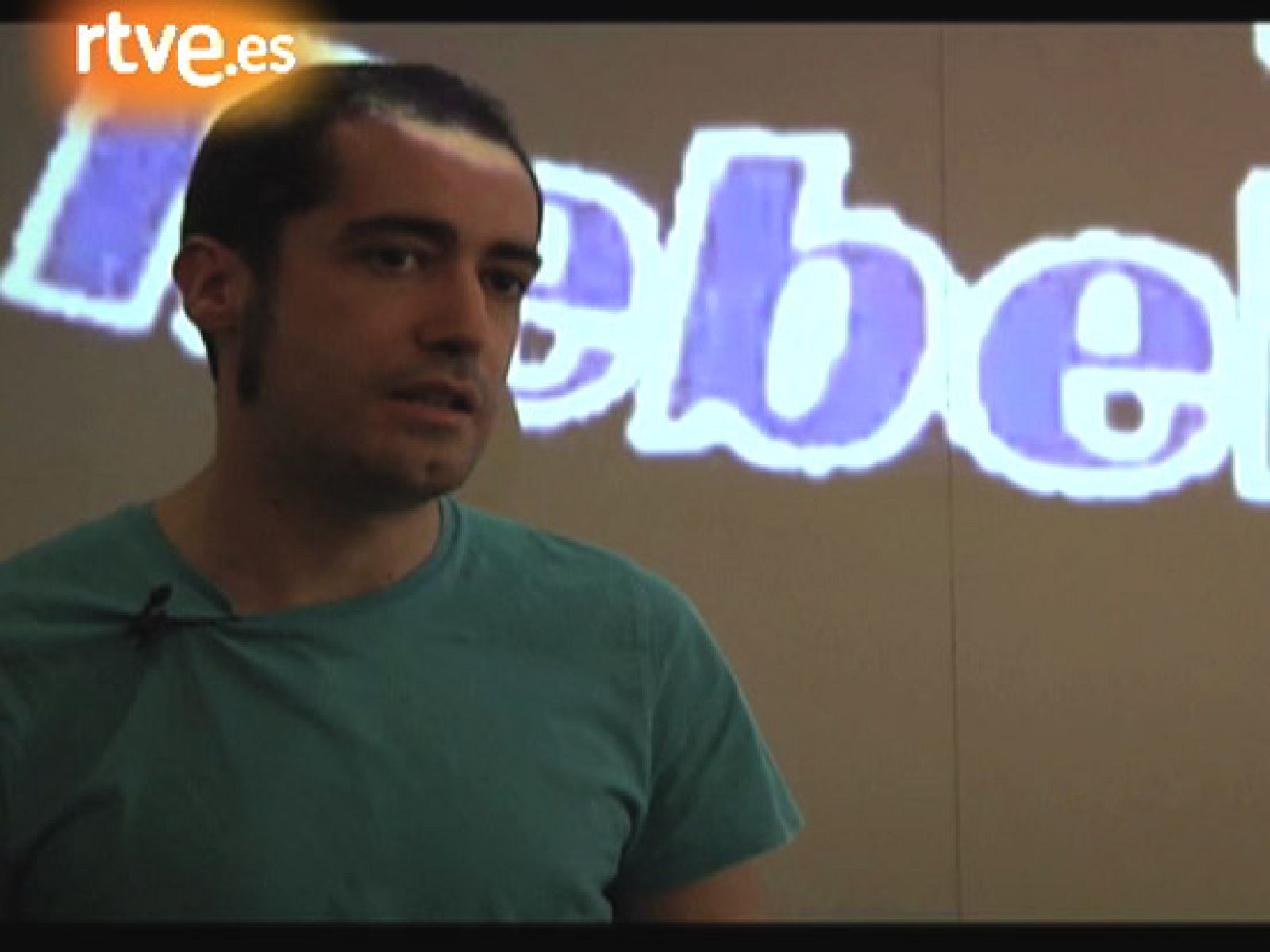 Premios INVI 2009 - Flavio Escribano: "La web 2.0 empezó con el videojuego 'Doom'" | Ver