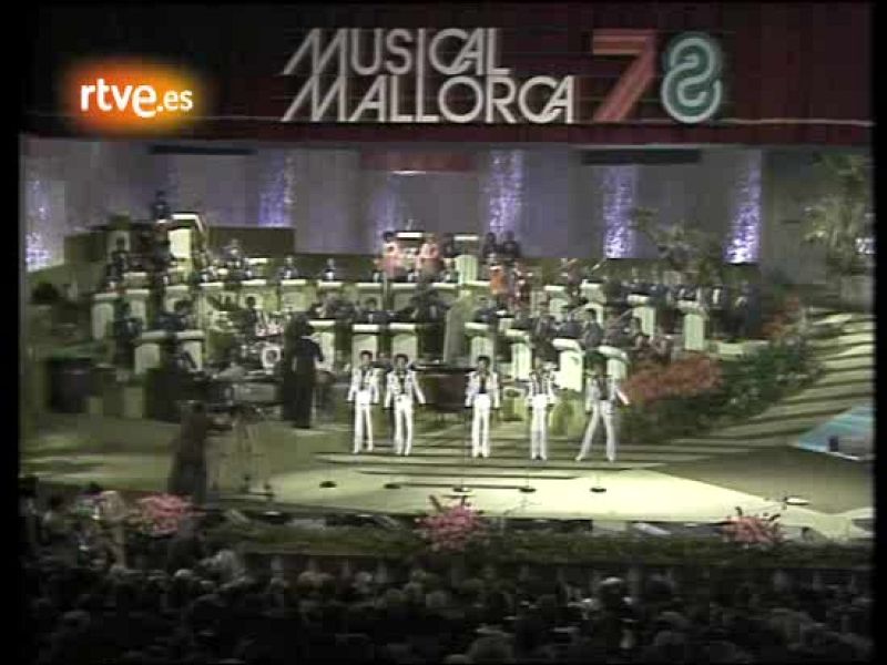 Éxitos de 1977: Tavares "More Than a Woman"