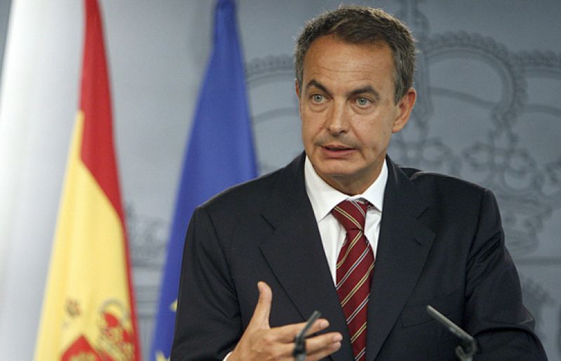 Zapatero: "Los cambios, subidas o bajadas de impuestos serán limitados y temporales"