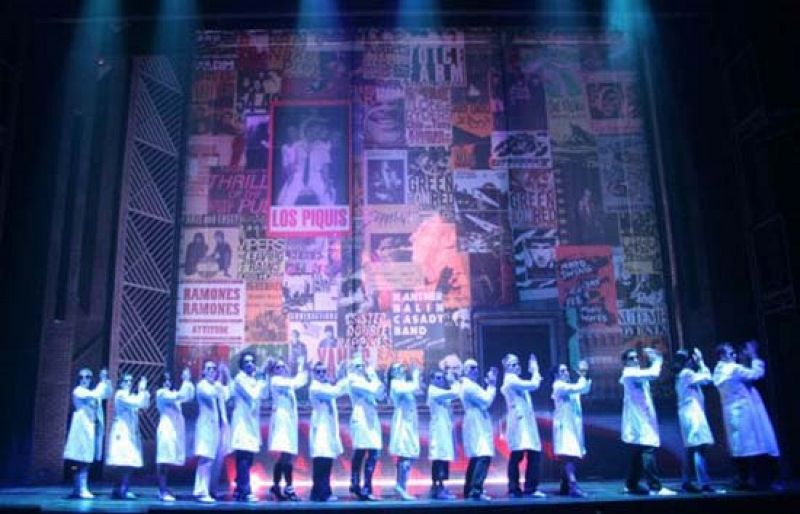 El musical "Hoy no me puedo levantar" llega a Barcelona tras una exitosa gira