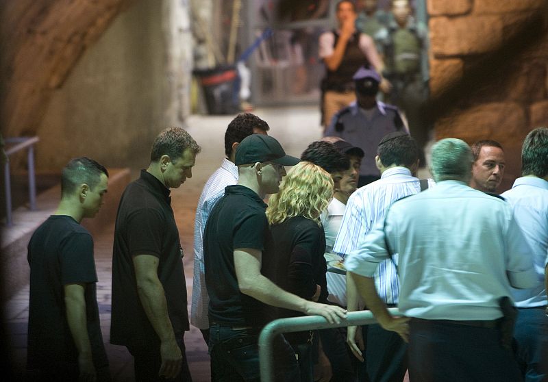 Madonna, en el Muro de las Lamentaciones de Jerusalén