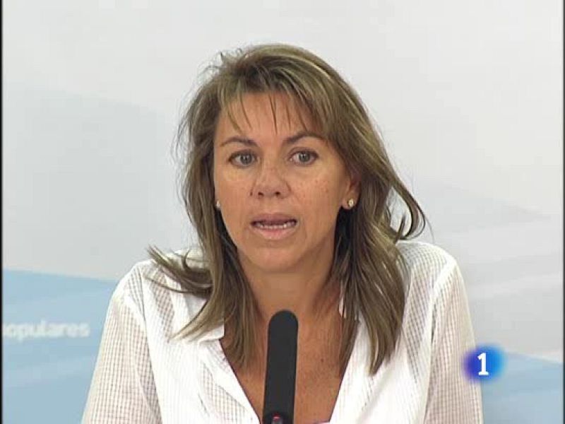 De Cospedal critica que "el despilfarro" de Zapatero se pague con más impuestos