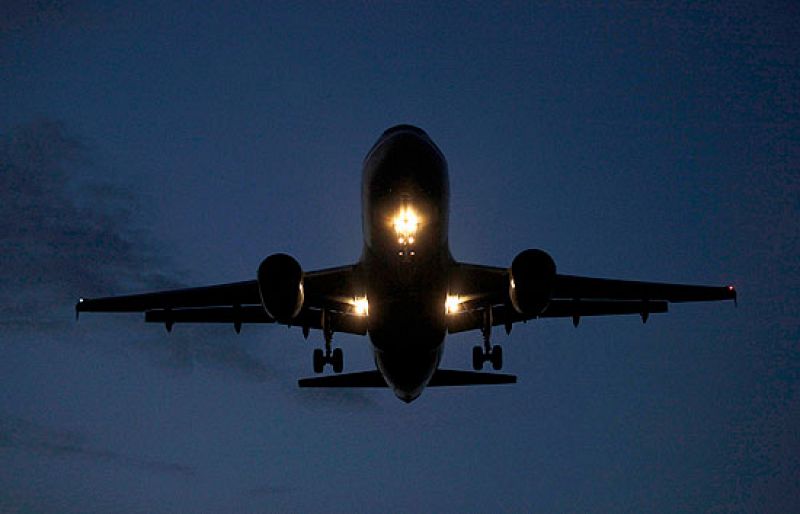 Aena implanta un sistema que mejora la seguridad de los vuelos transatlánticos
