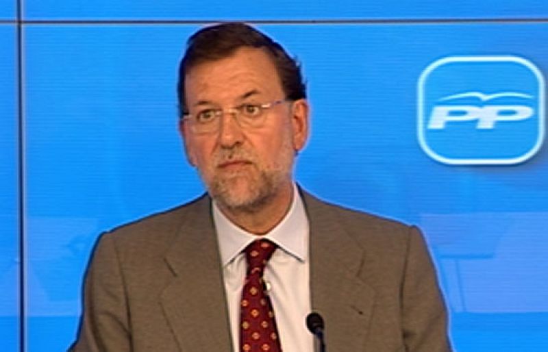 Rajoy promete una "batalla a fondo" contra la subida de impuestos