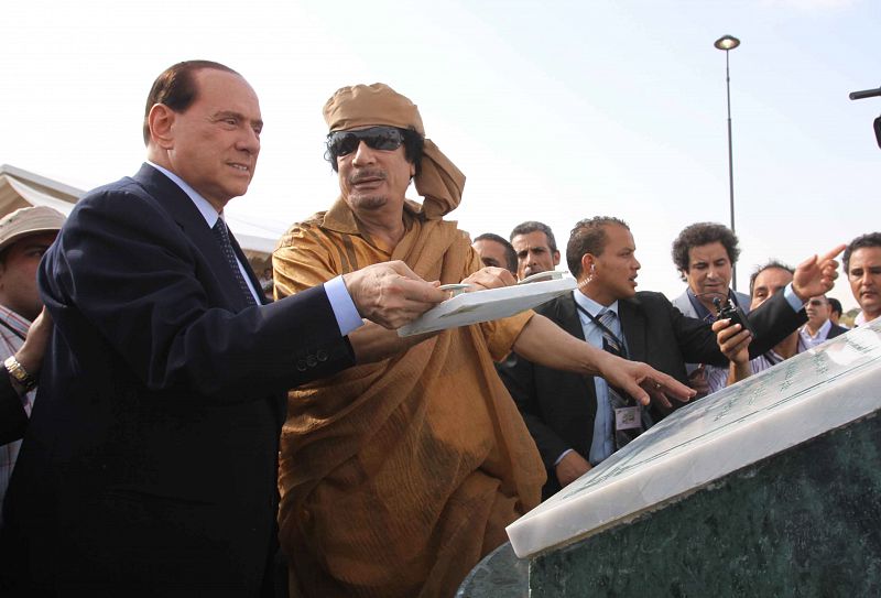 Berlusconi pretende vender el Milan a Gadafi