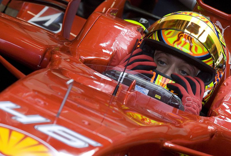 Rossi: "Hablé con Ferrari para correr en Monza"