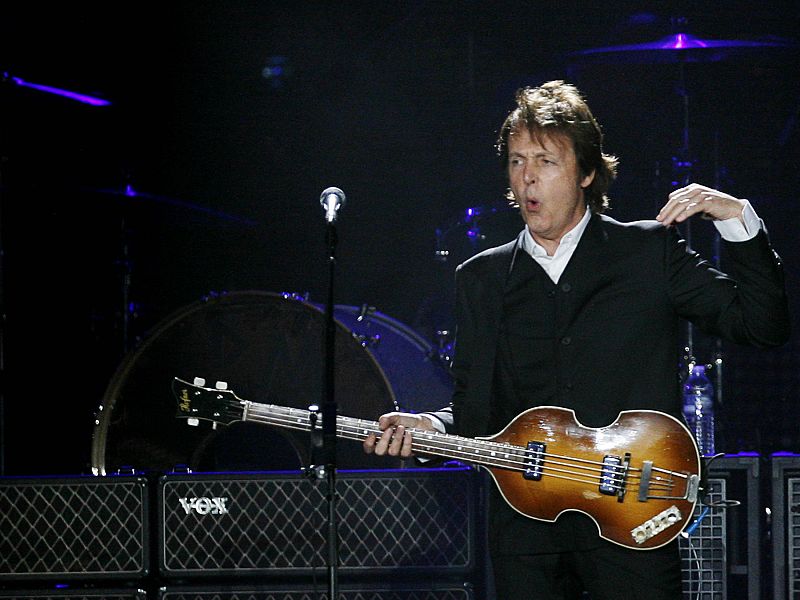 McCartney carga contra EMI porque aún no ha puesto a la venta las canciones de los Beatles en internet