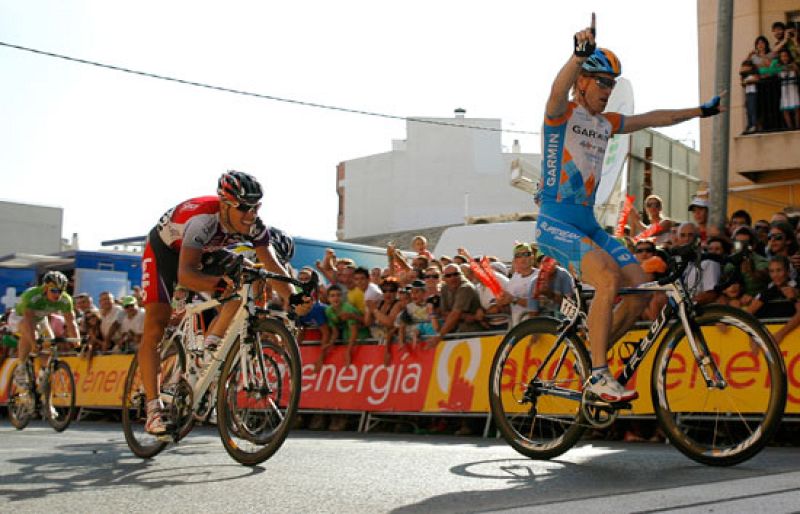Farrar vence en un final muy apretado