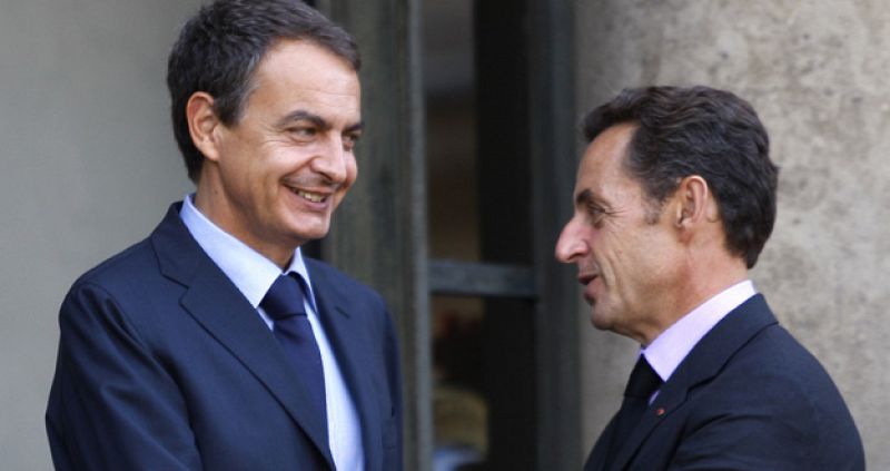Zapatero llega al Elíseo para analizar con Sarkozy el G-20 y el futuro de UE