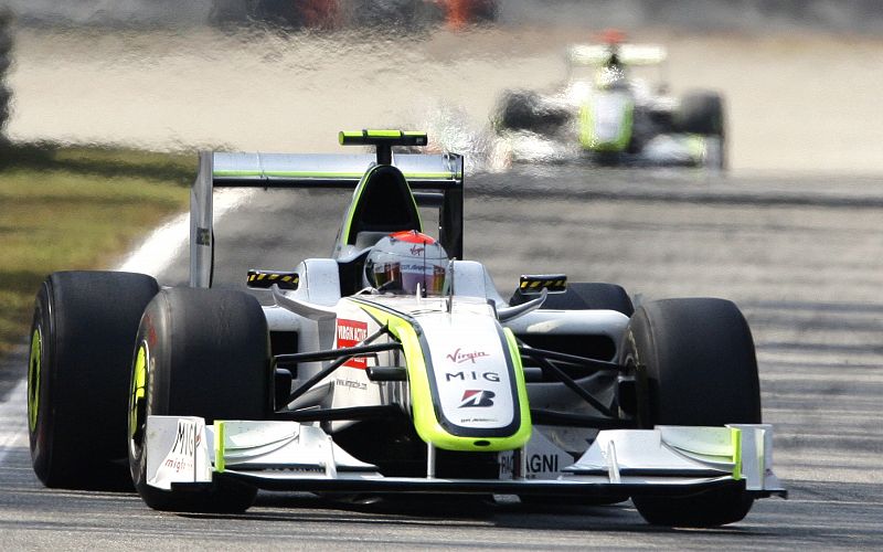 Alonso termina quinto en Monza y Barrichello gana