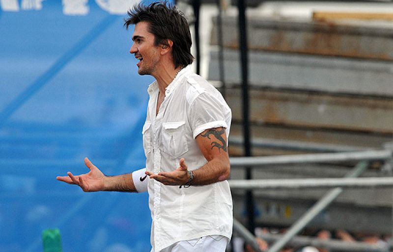 Cientos de miles de personas corean en La Habana a Juanes, que acaba clamando por una "Cuba libre"