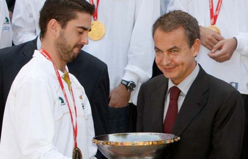 Zapatero: "Sois campeones de saber estar"
