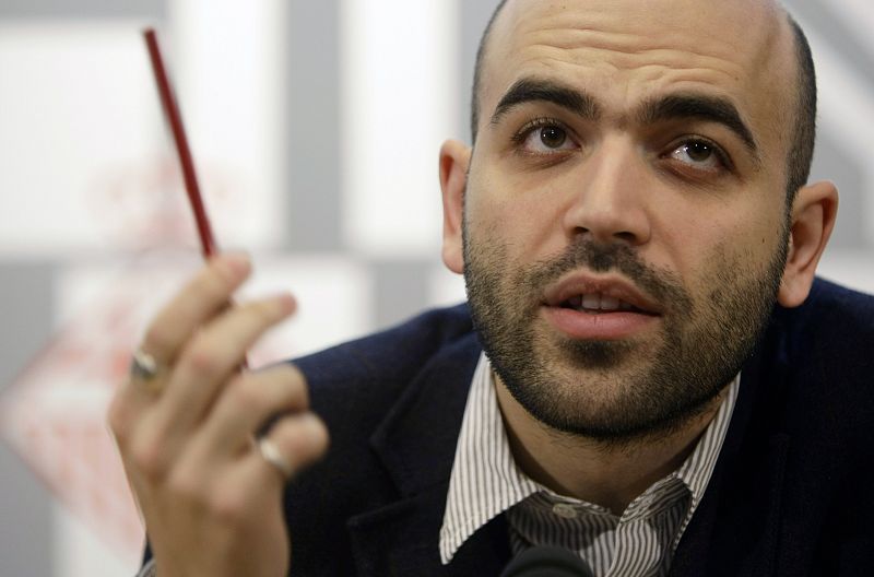 Roberto Saviano: "ETA ponía la droga; la Camorra, las armas"