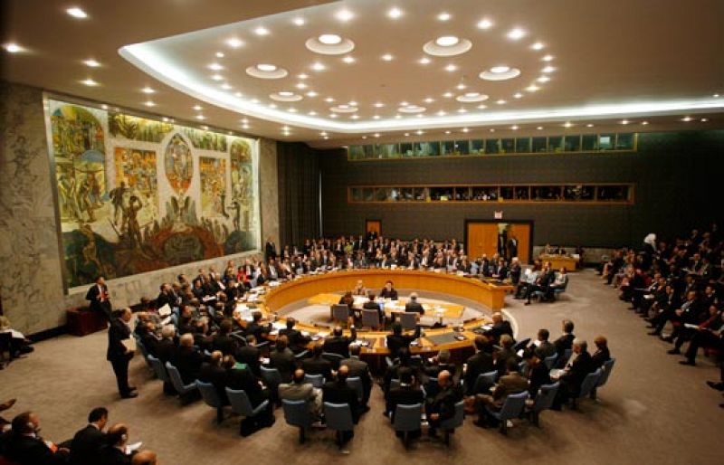 Obama da un año de plazo para aplicar la nueva resolución de la ONU contra las armas nucleares