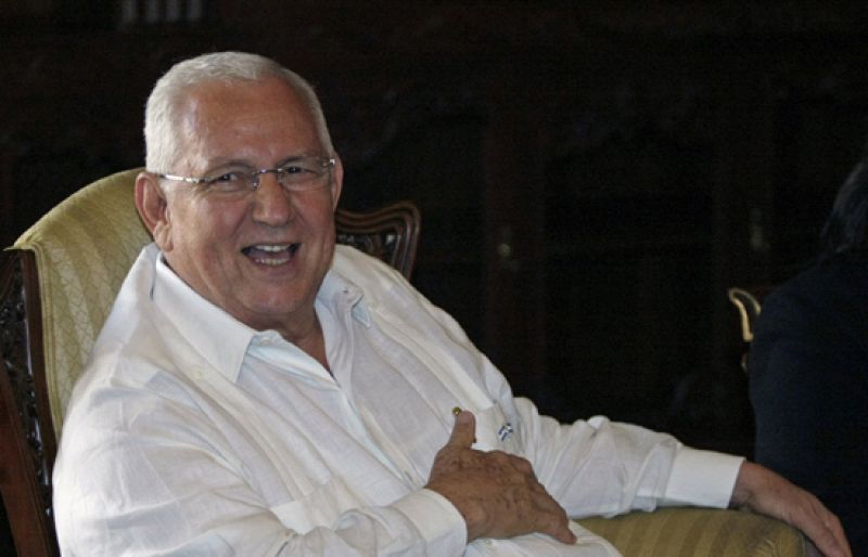 Micheletti: "Zelaya tiene que presentarse ante los tribunales"