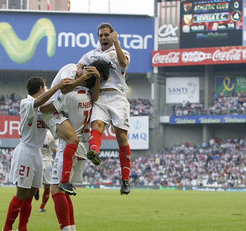 El Sevilla acribilla al Athletic en San Mamés