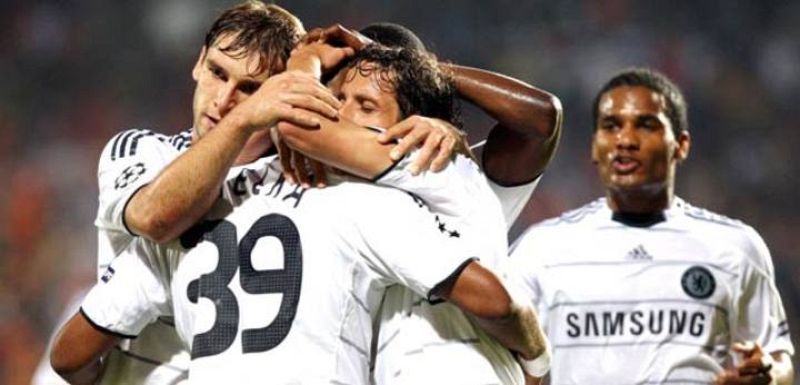 El Chelsea sigue firme tras vencer en Nicosia