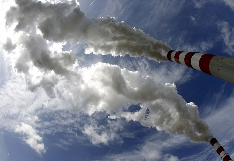 Las emisiones de CO2 podrían caer un 3% en 2009 por la crisis