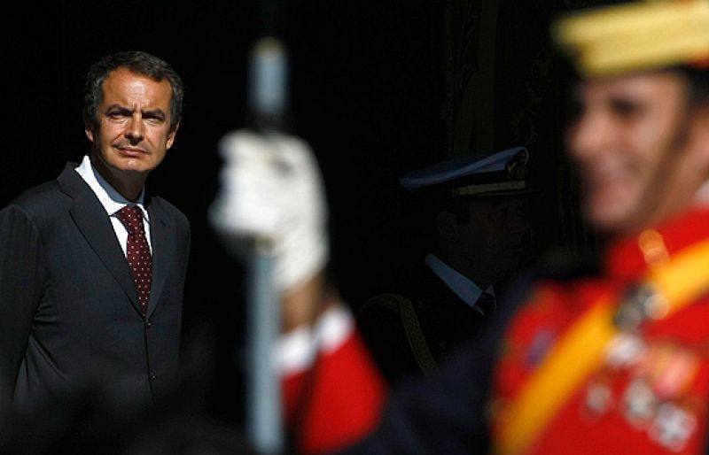 Zapatero: "Los abucheos ya forman parte del rito"