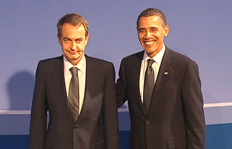 Zapatero entra en el Despacho Oval de Obama