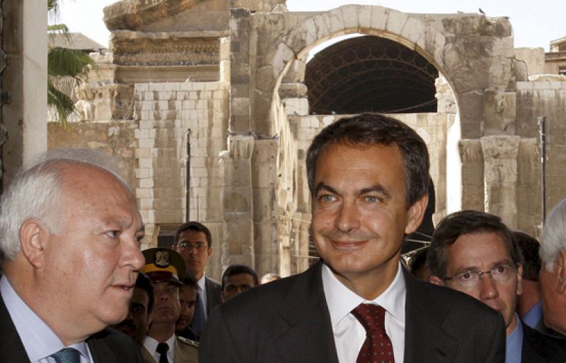 Zapatero regaló a Obama una guía de Barcelona
