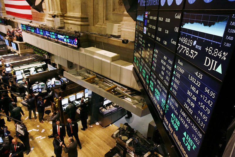 El Dow Jones supera los 10.000 puntos por primera vez en un año