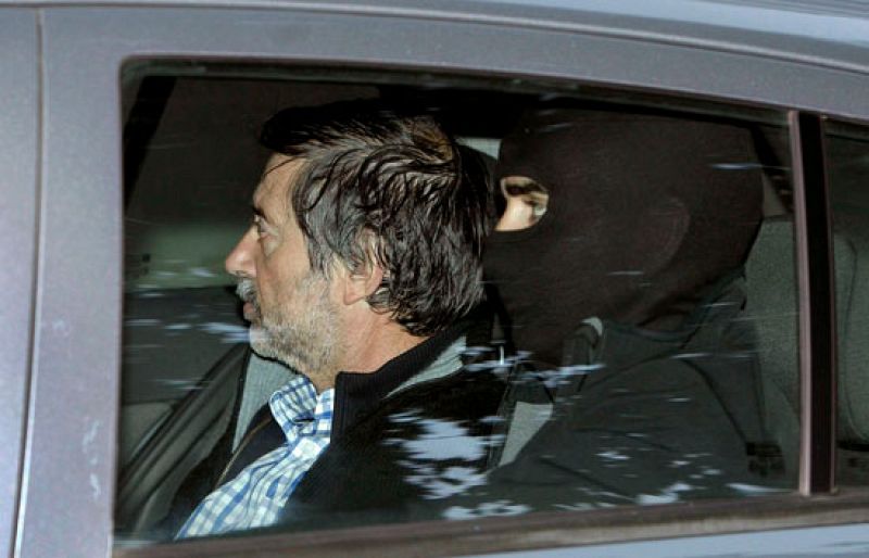 Garzón envía a prisión a Arnaldo Otegi por buscar "treguas encubiertas" para ETA