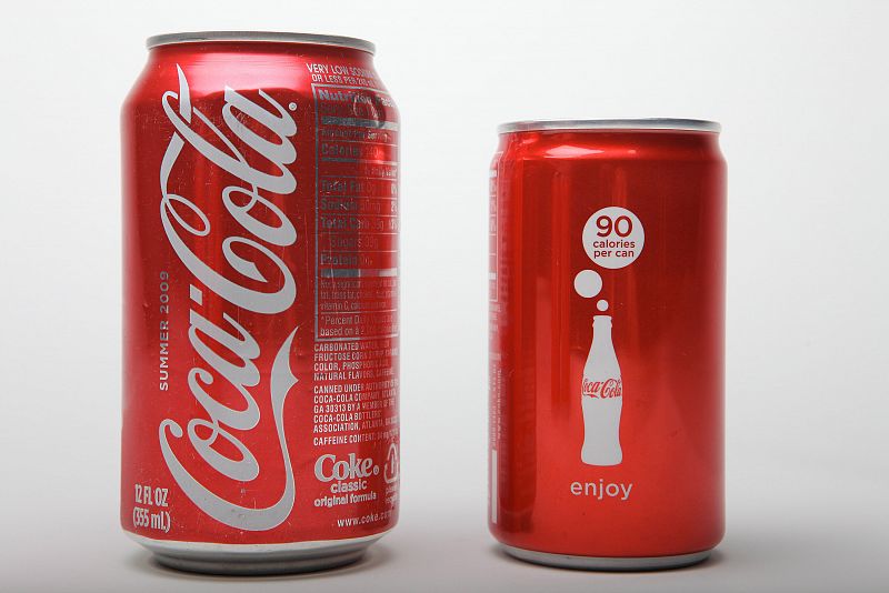 Coca-Cola lanza su versión 'mini' para luchar contra la obesidad