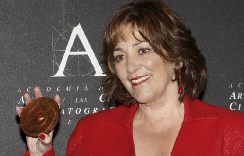 Carmen Maura recibe la Medalla de Oro 2009 de la Academia de Cine