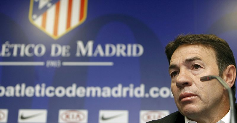 El Atlético echa a Abel