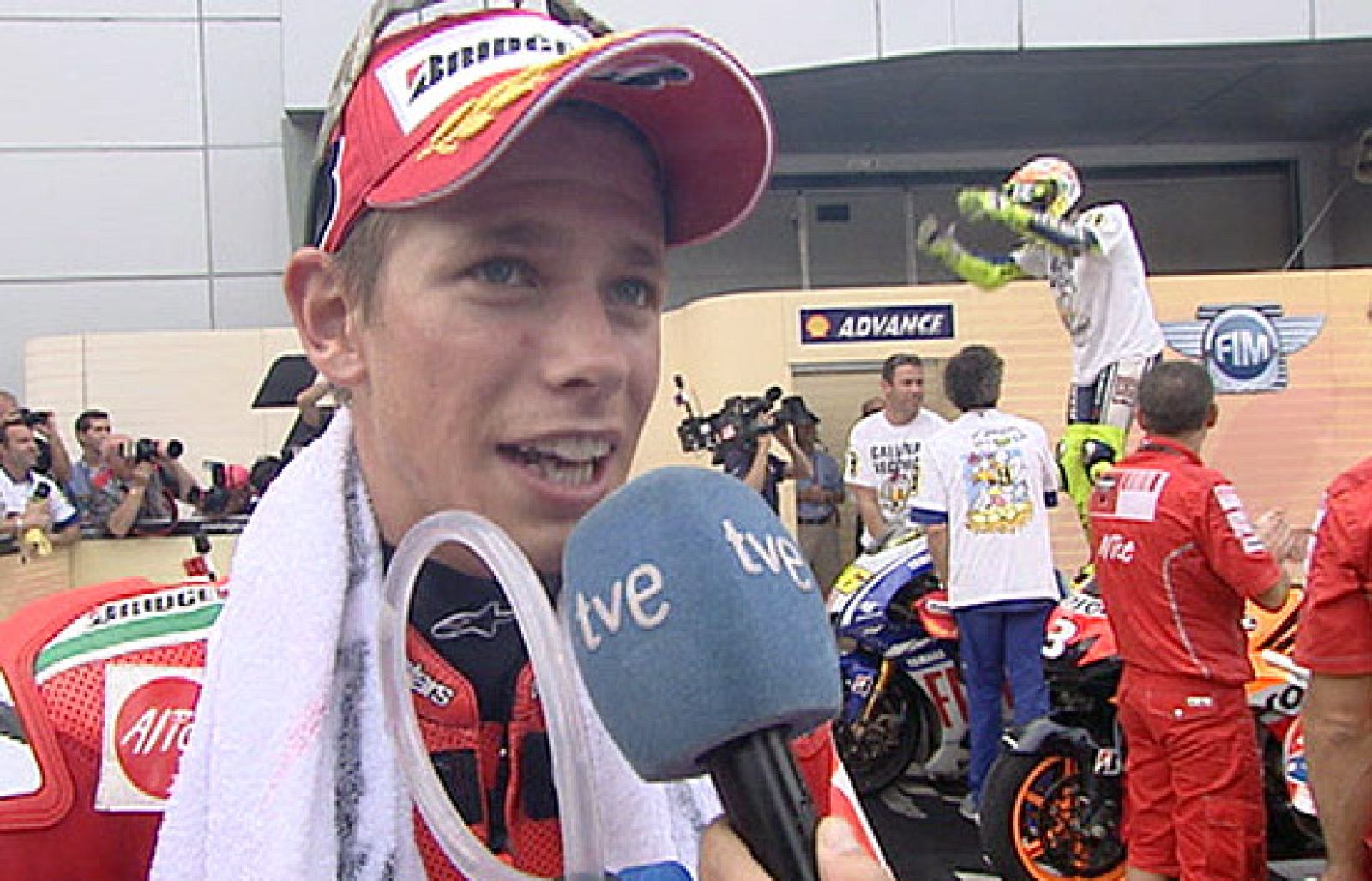 Casey Stoner considera que es "increible" que Rossi haya ganado ya nueve mundiales.