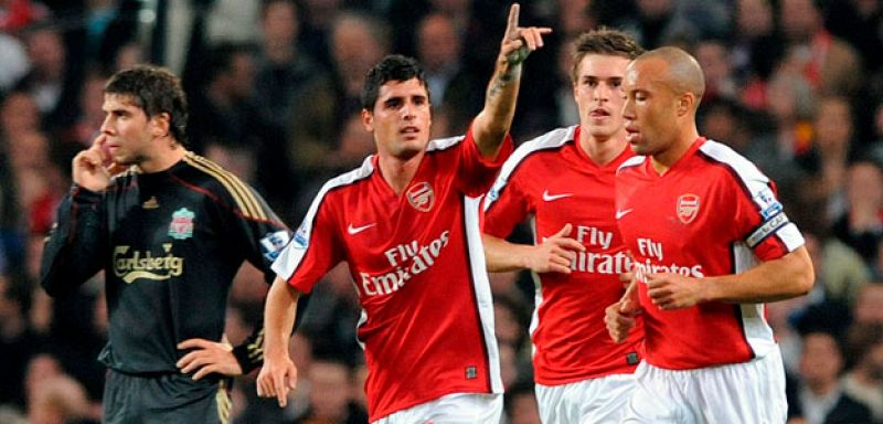 El Arsenal apea al Liverpool de la 'Carling Cup'