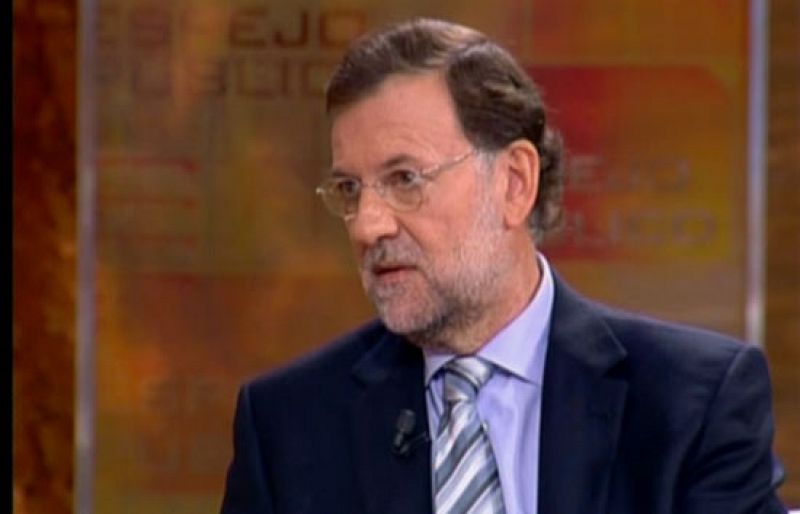 Rajoy defiende a Rato y niega que esté negociando con Aguirre sobre Caja Madrid