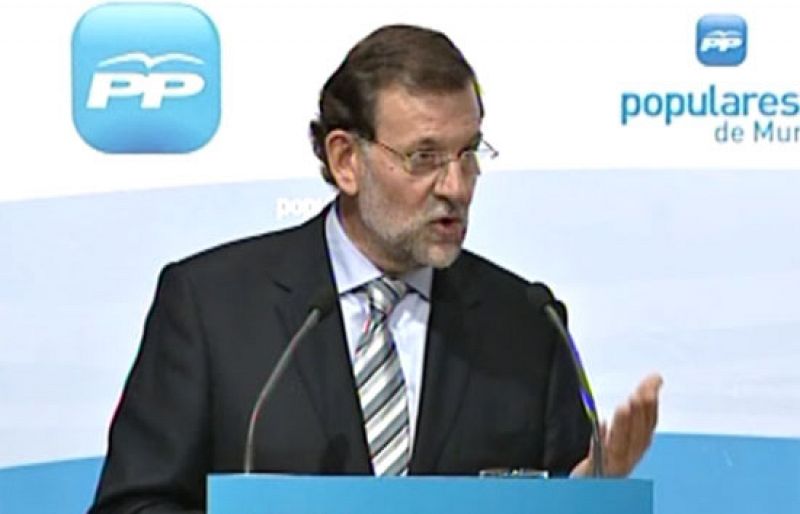 Rajoy: "La paciencia es una virtud, aunque santo Job sólo ha habido uno en la historia"