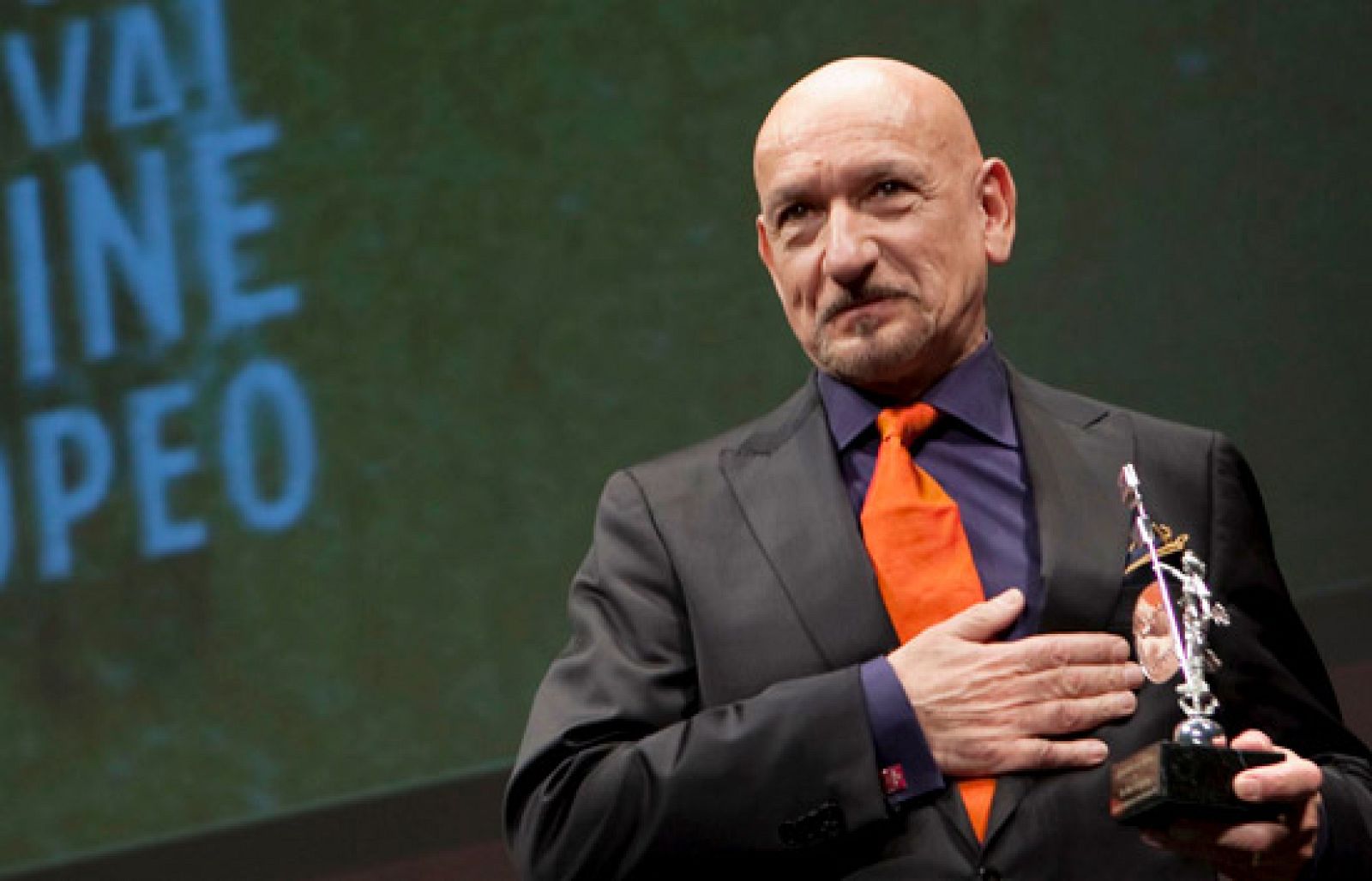 Ben Kingsley ha recogido el Giraldillo del Festival de cine europeo de Sevilla | Ver