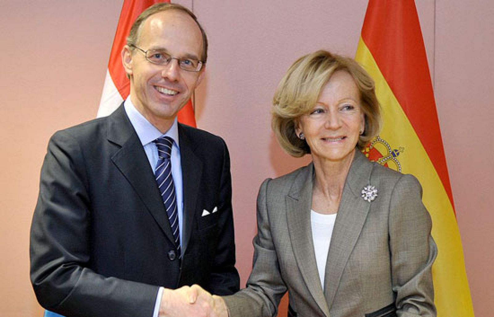 Salgado no ha pedido prórroga a Bruselas | Ver