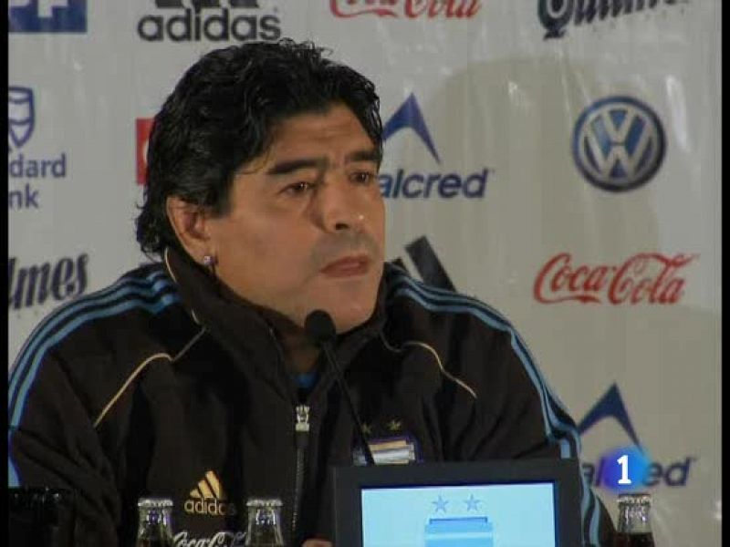 Maradona: "A Messi lo cargamos de mucha responsabilidad"