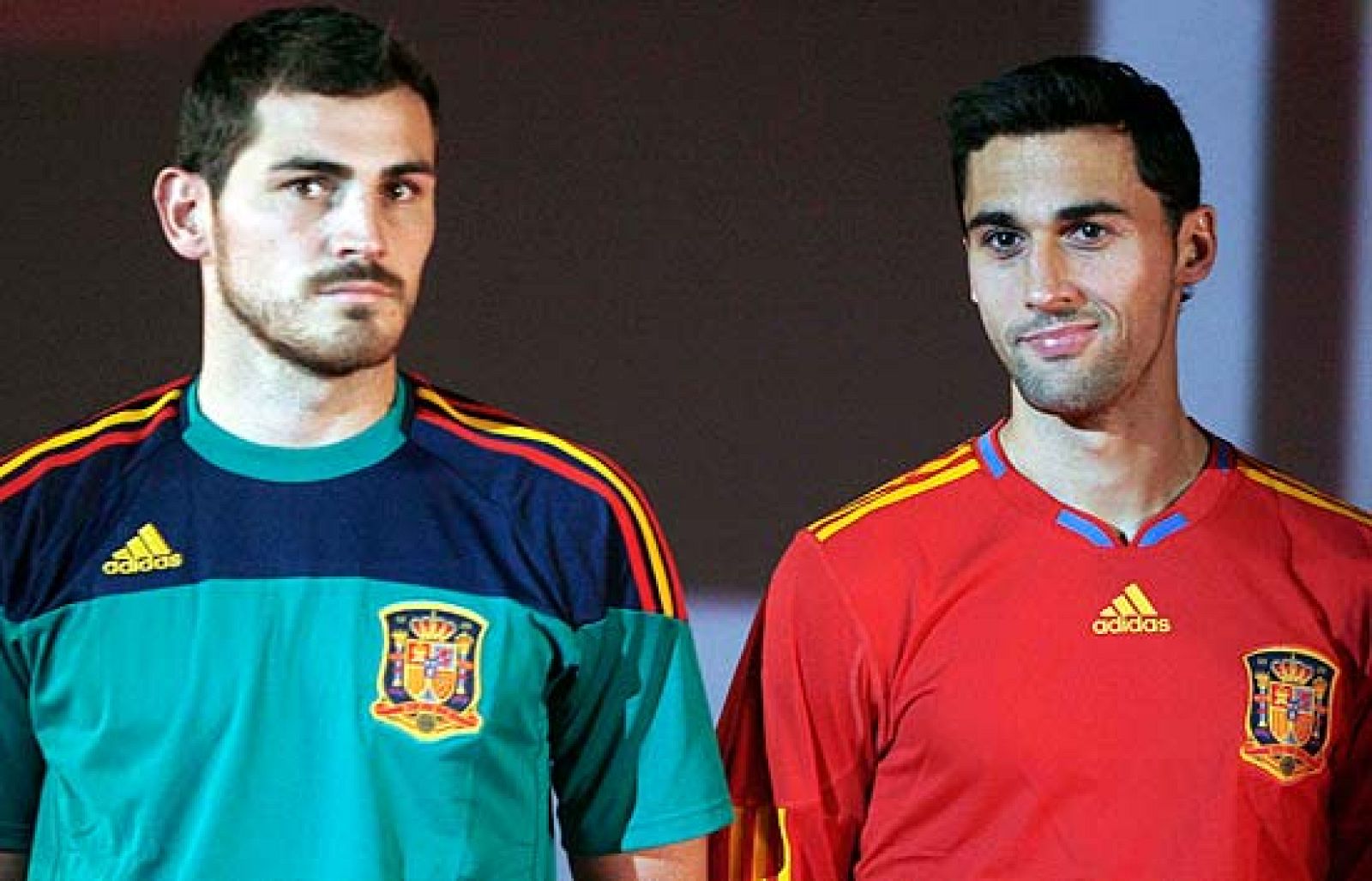 La selección española estrenará un nuevo himno justo antes del encuentro amistoso contra Argentina. La canción se llama 'Roja pasión española'