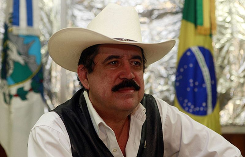 Zelaya anuncia que impugnará el resultado de las elecciones y cierra la puerta a su restitución