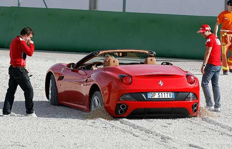 'Alonsomanía' ferrarista en Cheste