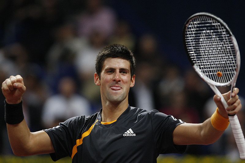 Djokovic, el 'maestro' defiende título