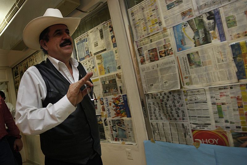 Zelaya pide por carta a la comunidad internacional que no reconozca las elecciones en Honduras