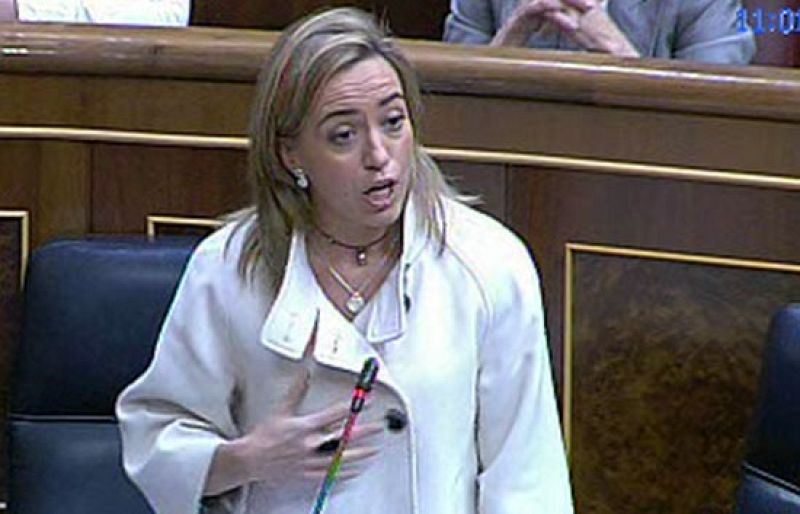 Chacón defiende que la Armada hizo "lo máximo" para detener a los piratas tras liberar al Alakrana